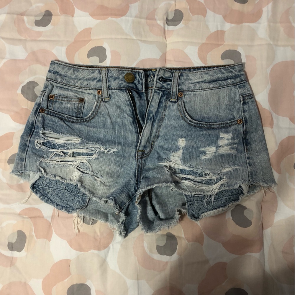 American Eagle Hi-Rise Festival shorts